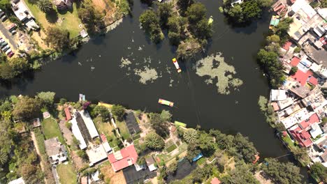 View-of-Lagoons,-canals,-and-trajineras-in-the-Xochimilco-area-of-CDMX