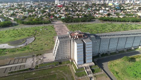 Lighthouse-mausoleum-Christopher-Columbus-Santo-Domingo-aerial-Side-view