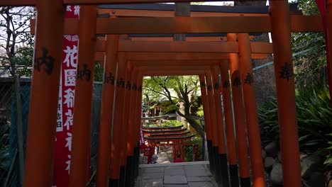 Tokio-Stadt-In-Japan,-Tempel-In-Japan,-Fushimi-Inari-Schrein