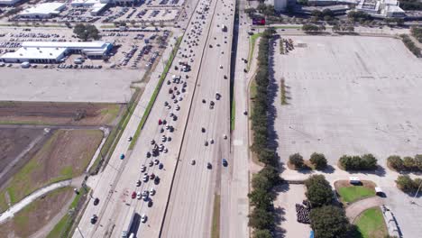 Aerial-View-of-American-I-610-Highway-in-South-Houston,-Loop-Freeway,-Revealing-Drone-Shot,-Texas-USA