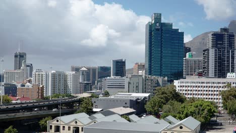 Time-Lapse-of-Cape-Town-Skyline-of-Business-District-on-Cloudy-Day,-South-Africa