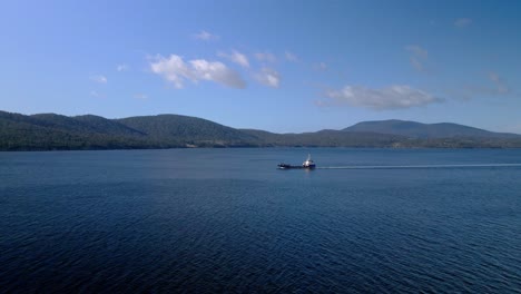 Landing-Craft-Sailing-On-Tasman-Sea-In-Bruny-Island,-Tasmania,-Australia