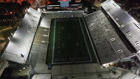 Antena-Del-Estadio-Bobby-Dodd-En-El-Campus-Del-Instituto-De-Tecnología-De-Georgia-Por-La-Noche