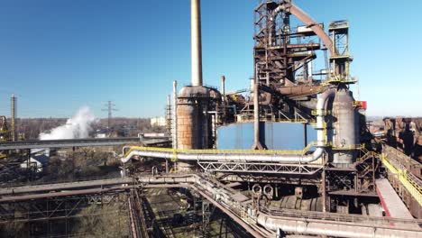 Flying-Towards-Blast-Furnace-Of-Steel-Manufacturing-Plant-In-Trinec,-Czech-Republic