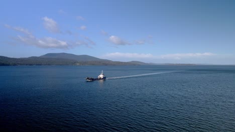 Landing-Craft,-Seagoing-Watercraft-Traveling-Across-The-Tasman-Sea-In-Tasmania,-Australia