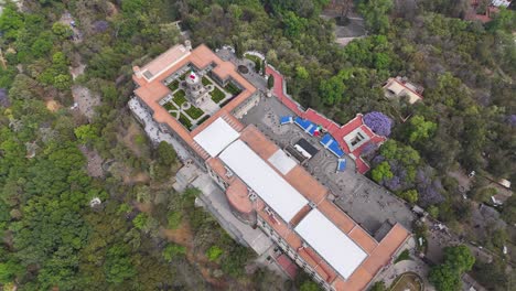 Drone-footage-of-Chapultepec-Castle-in-the-western-part-of-Mexico-City