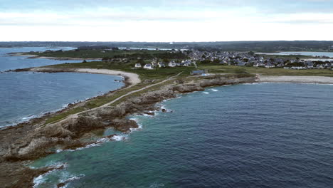 Aerial-Reveal-of-the-Island-of-Île-Grande-in-the-Middle-of-the-Ocean