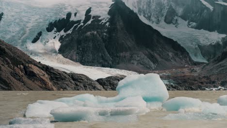 Glacial-Lake-Laguna-Torre-With-Melting-Icebergs-In-Los-Glaciares-National-Park,-Argentina