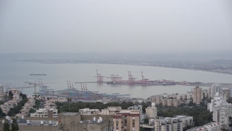 Blick-Auf-Haifa-In-Richtung-Meer,-Hafen-Von-Haifa,-Israel