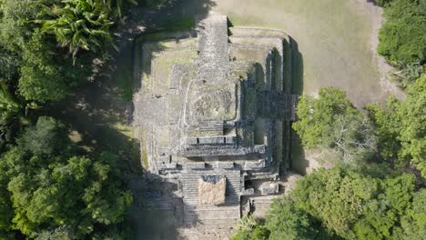 The-pyramid-of-theTemple-1-at-Chacchoben,-Mayan-archeological-site,-Quintana-Roo,-Mexico