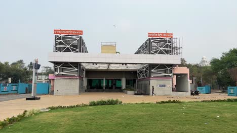 Gate-of-underwater-Metro-railway-green-line-in-Esplanade,-Kolkata