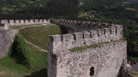 Turm-Der-Festung-Jajce-In-Bosnien-Und-Herzegowina