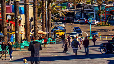 People-At-The-Pier-Avenue-In-Hermosa-Beach-In-Los-Angeles,-California,-United-States