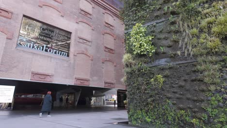 establishing-shot-of-Caixa-forum-museum-in-Madrid,-Spain