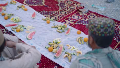 Top-view-of-ramadan-iftar-in-Khuzdar,-Pakistan