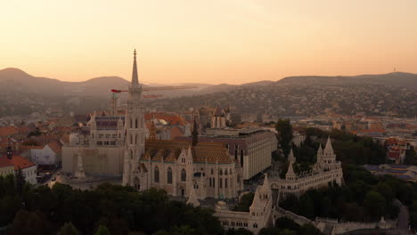 Panoramic-view-of-Buda-Castle-Hill-during-sunset