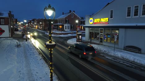 Amish-horse-carriage-on-street-during-winter-snow-in-Pennsylvania