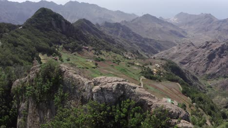 Drone-footage-of-beautiful-mountains