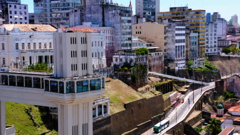 Aerial-view-of-Elevador-Lacerda-and-the-city-around,-Salvador,-Bahia,-Brazil