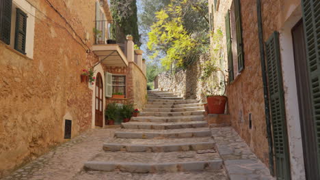 Quaint-stone-stairway-in-traditional-Deia-village,-Mallorca