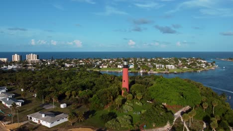 Drone-footage-of-Jupiter-Lighthouse