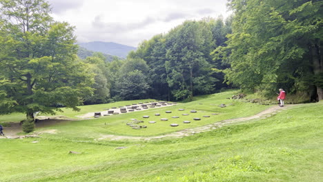 Wide-moving-shot-of-Archaeological-site-Sarmizegetusa-Regia,-the-Great-Limestone-Sanctuary