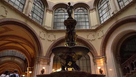 Colourful-Fountain-In-Ferstel-Passage