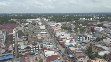 Kreuzung-Von-Simpang-Lin-Chun-Brahrang,-Stadt-Binjai-In-Nord-Sumatra,-Indonesien