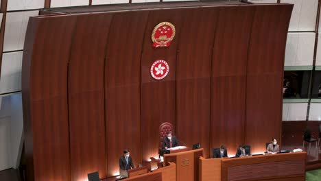 Ohn-Lee-Ka-chiu,-Presidente-Del-Consejo-Legislativo-De-Hong-Kong,-Pronuncia-El-Discurso-Político-Anual-En-El-Edificio-Del-Consejo-Legislativo