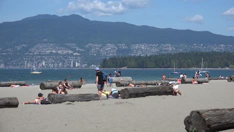 Kitsilano-Beach-Und-Stanley-Park,-Vancouver-BC-Kanada