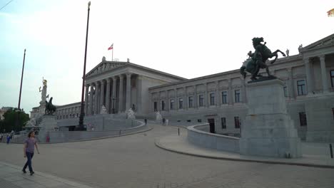 Frontal-Facade-of-Austrian-Parliament