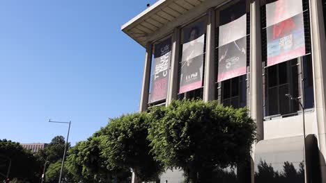 Pan-view-of-the-downtown-Los-Angeles-Opera-building