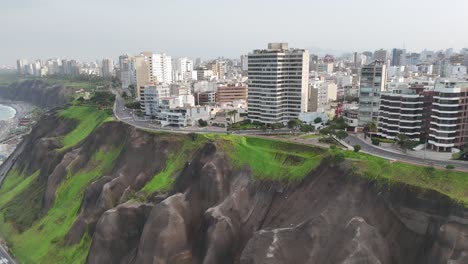 Aerial-Drone-Morning-Footage-Of-Lima-Skyline,-The-Capital-City-Of-Peru-In-South-America-Miraflores-Chorrillos-Barranco-Malecón-De-Miraflores-Cliffs