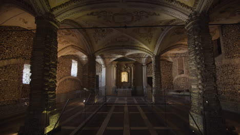 Capilla-De-Los-Huesos-En-Évora,-Portugal.