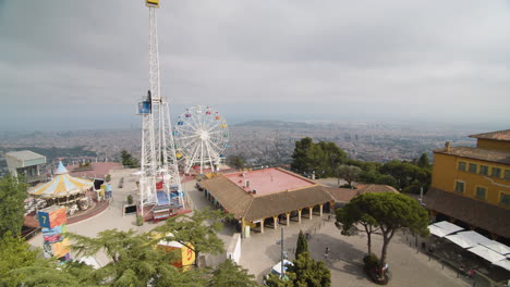 Vergnügungspark-Tibidabo-In-Barcelona,-Spanien