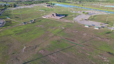 Aerial-video-of-concession-stand-at-Lewisville-Railroad-Park