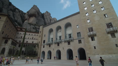 Monastery-of-Monserrat-in-Catalonia,-Spain