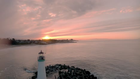 Santa-Cruz-harbor-sunrise-with-lighthouse