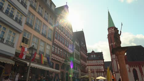 Frankfurt’s-most-important-public-square,-Römerberg-is-a-highlight-of-the-city’s-Old-Town-and-one-of-its-top-tourist-destinations