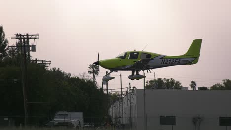 Landung-Eines-Kleinen-Flugzeugs---