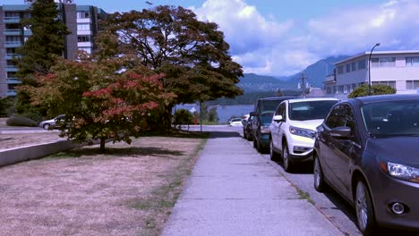 walking-on-sidewalk-to-the-ocean-and-beach-and-Stanley-Park