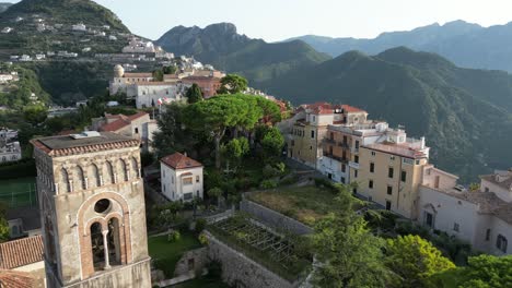 Drone-footage-showcasing-the-Italian-town-of-Ravello