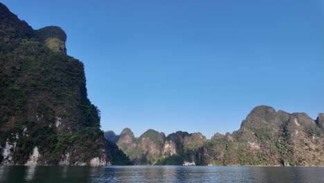 Time-lapse-and-panoramic-view-of-Khao-Sok-National-Park,Surat-Thani,-Thailand