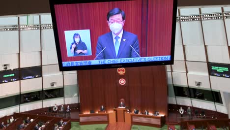 John-Lee-Ka-chiu,-Director-Ejecutivo-De-Hong-Kong,-Pronuncia-El-Discurso-Político-Anual-En-El-Edificio-Del-Consejo-Legislativo-En-Hong-Kong