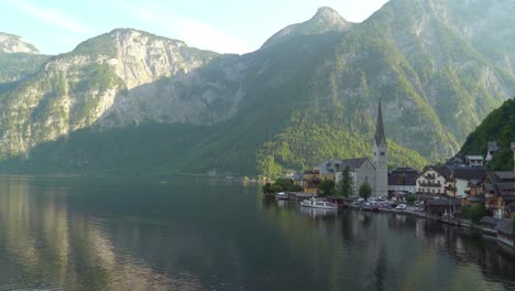 Peaceful-Evening-in-Hallstatt-Village