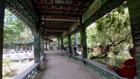 Denkmal-Zur-Erinnerung-An-Jose-Rizal-Im-Rizal-Park,-Metro-Manila,-Philippinen