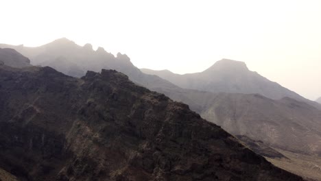 Imágenes-De-Drones-De-Un-Hermoso-Paisaje-En-Las-Islas-Canarias