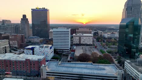 sunrise-pullout-winston-salem-nc,-north-carolina-at-sunrise