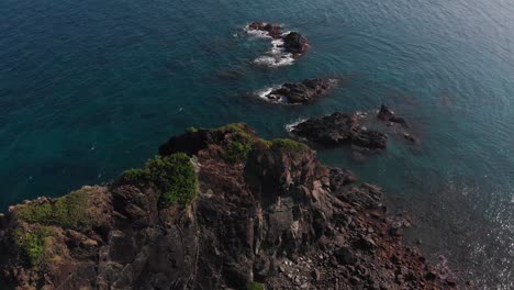 Drone-shot-of-Munda-Pahar,-Andaman-Islands,-India