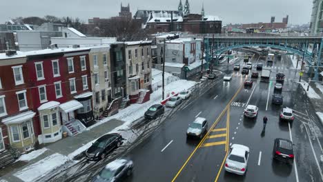 Ciudad-Americana-Después-De-La-Tormenta-De-Nieve-En-Invierno